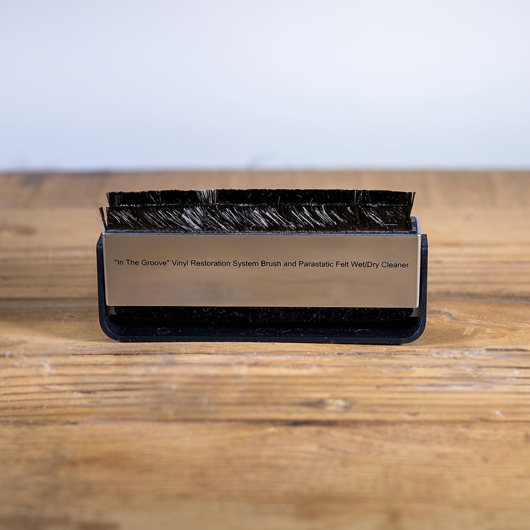 Kirmuss Audio Combination Two-In-One Carbon Fibre Parastatic Felt Brush
