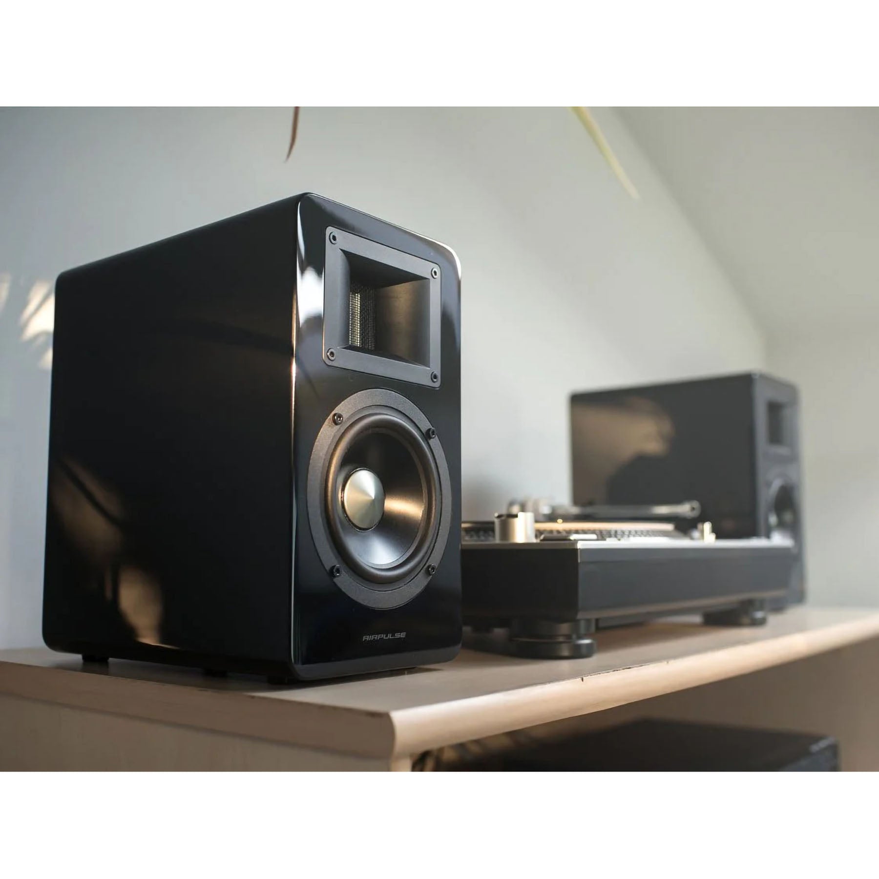 Airpulse A100 Active Bluetooth Speakers with Hi-Res Audio (pair) - Black [Ex-display]