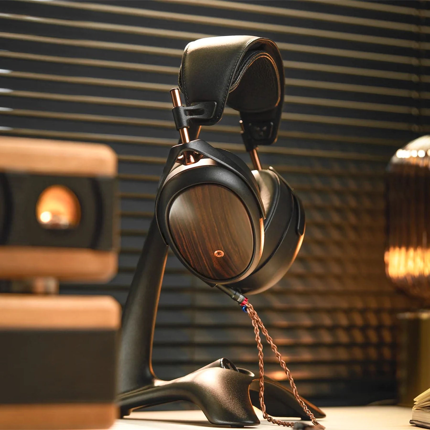 Meze Audio LIRIC 1st Generation Headphones - Black [Trade-in]